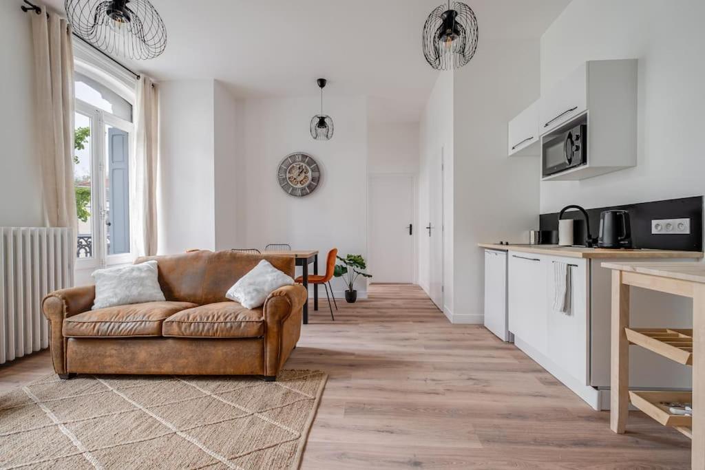 Grand Appartement «  City » Spacieux Et Moderne Saint-Etienne  Buitenkant foto